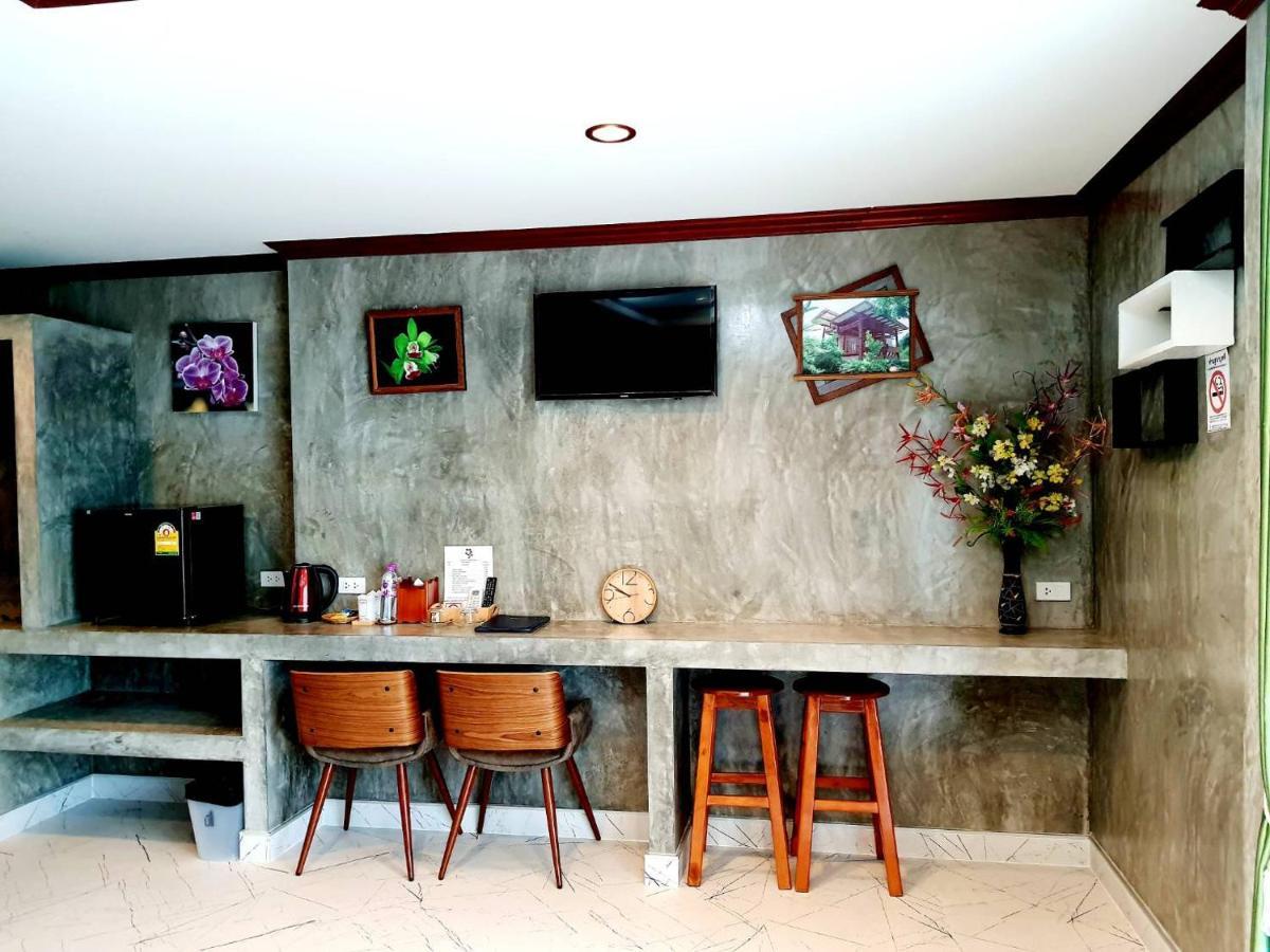 Areeya Phubeach Resort Coliving Coworking Ao Nang Exteriör bild
