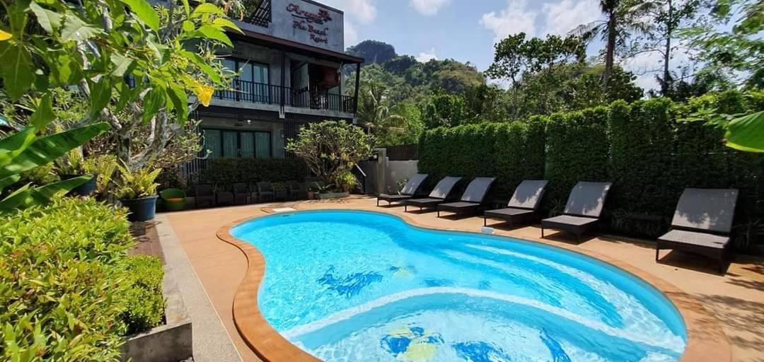 Areeya Phubeach Resort Coliving Coworking Ao Nang Exteriör bild