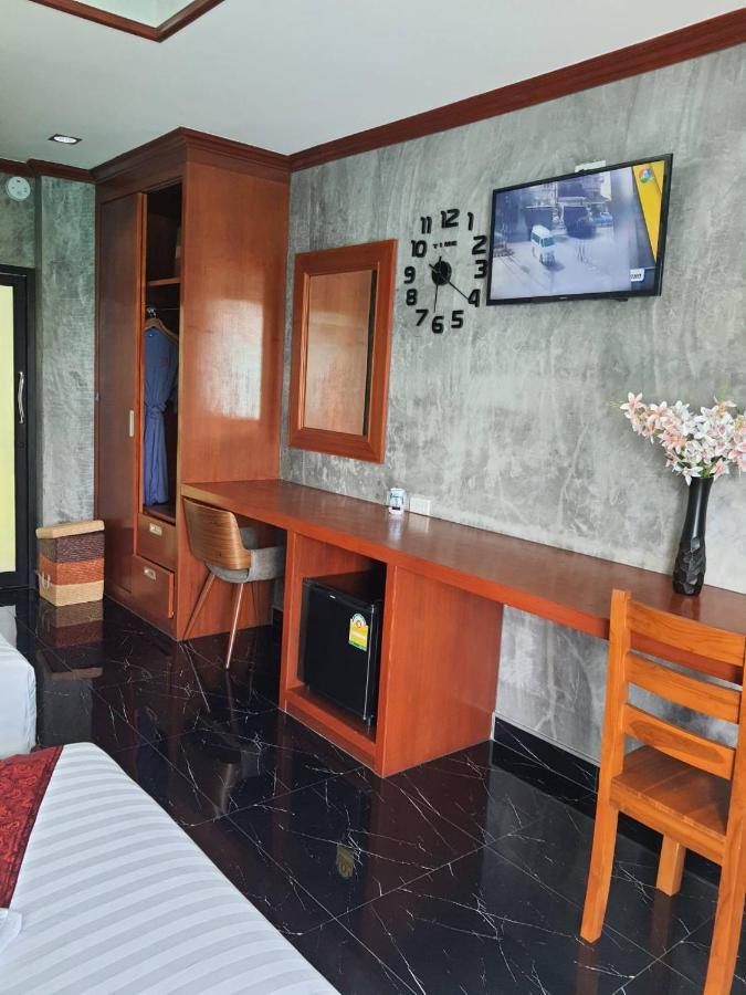 Areeya Phubeach Resort Coliving Coworking Ao Nang Exteriör bild